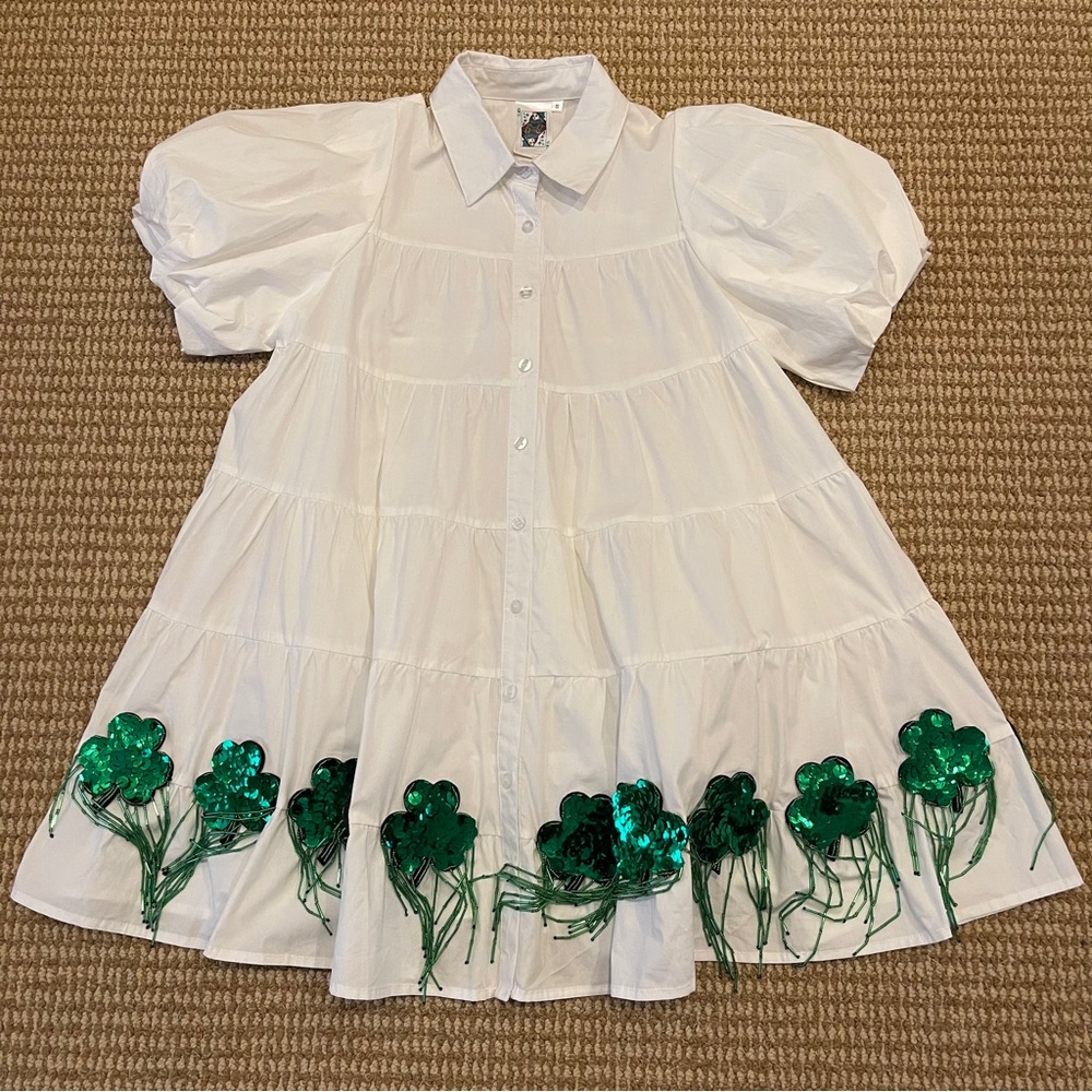 QUEEN OF SPARKLES White Mini Dress with Green Sequin Clover Trim - Picture 4 of 10